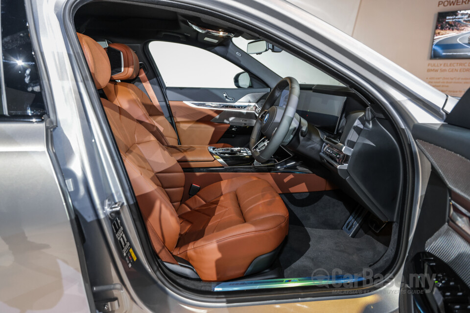 BMW i7 G70 BEV (2023) Interior