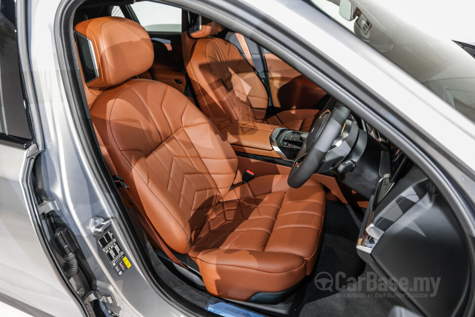 BMW i7 G70 BEV (2023) Interior