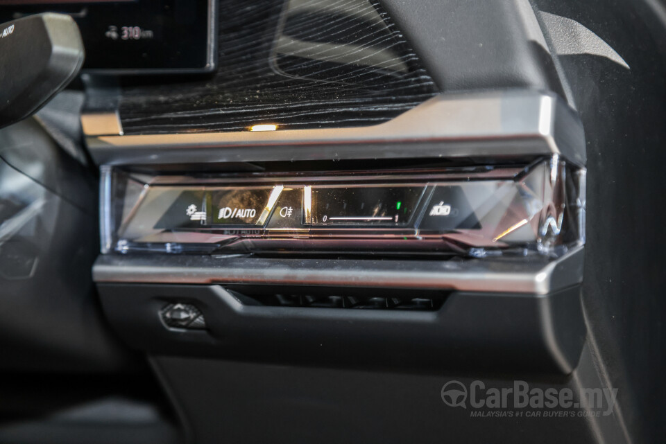 BMW i7 G70 BEV (2023) Interior