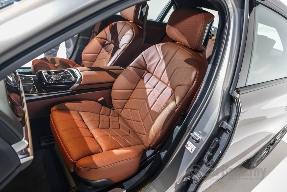 BMW i7 G70 BEV (2023) Interior
