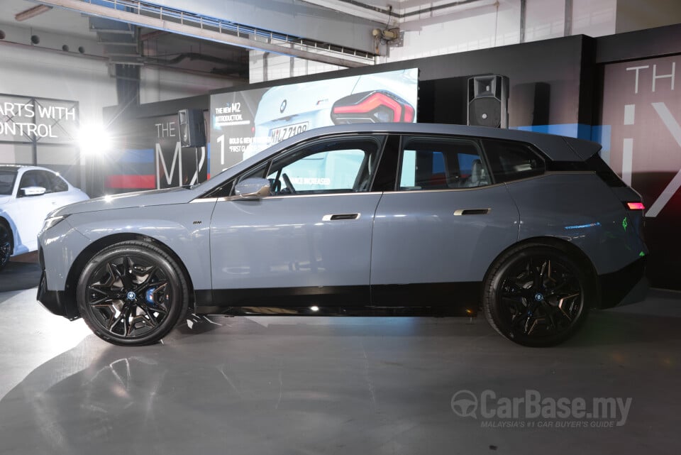 BMW iX M60 I20 (2023) Exterior