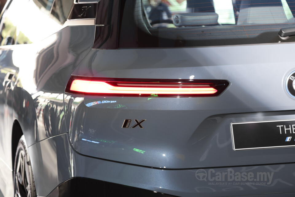 BMW iX M60 I20 (2023) Exterior