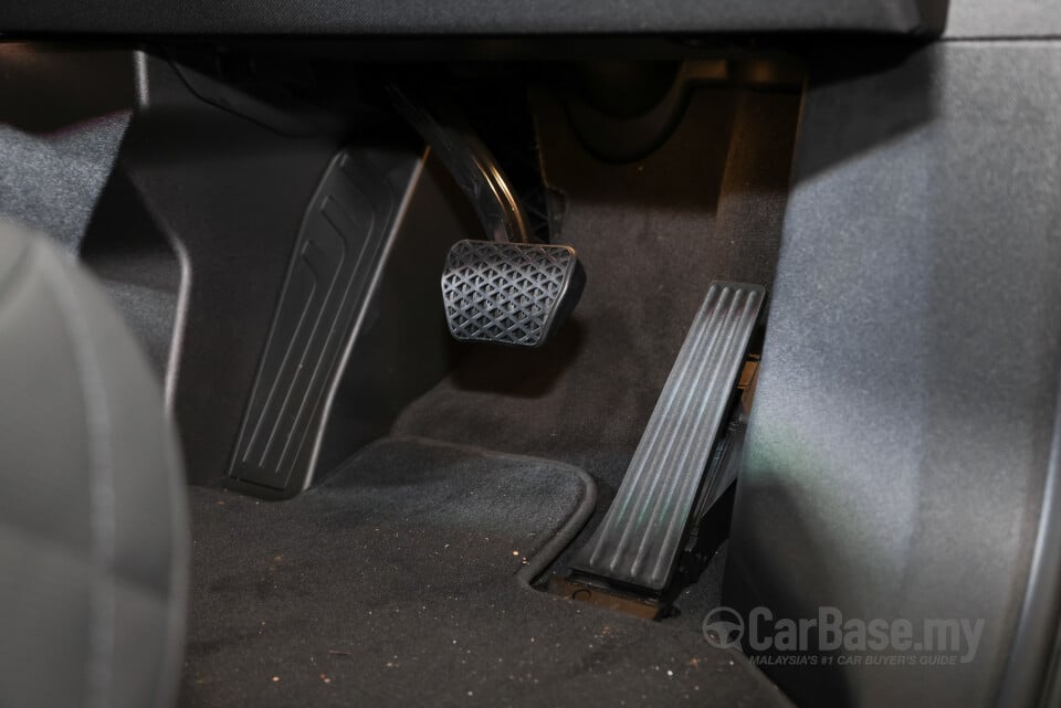 BMW iX M60 I20 (2023) Interior