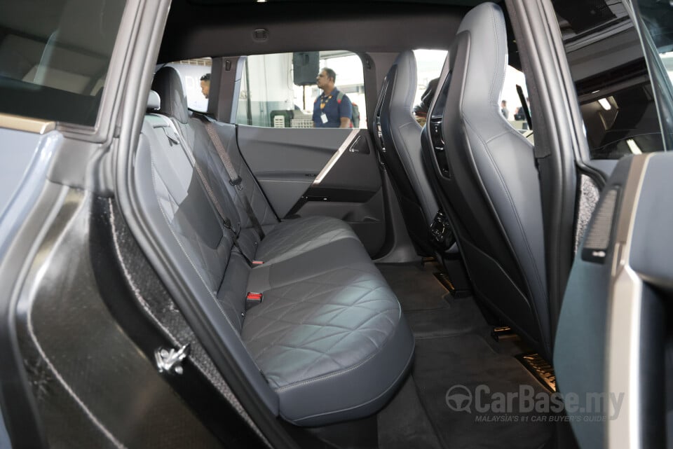 BMW iX M60 I20 (2023) Interior