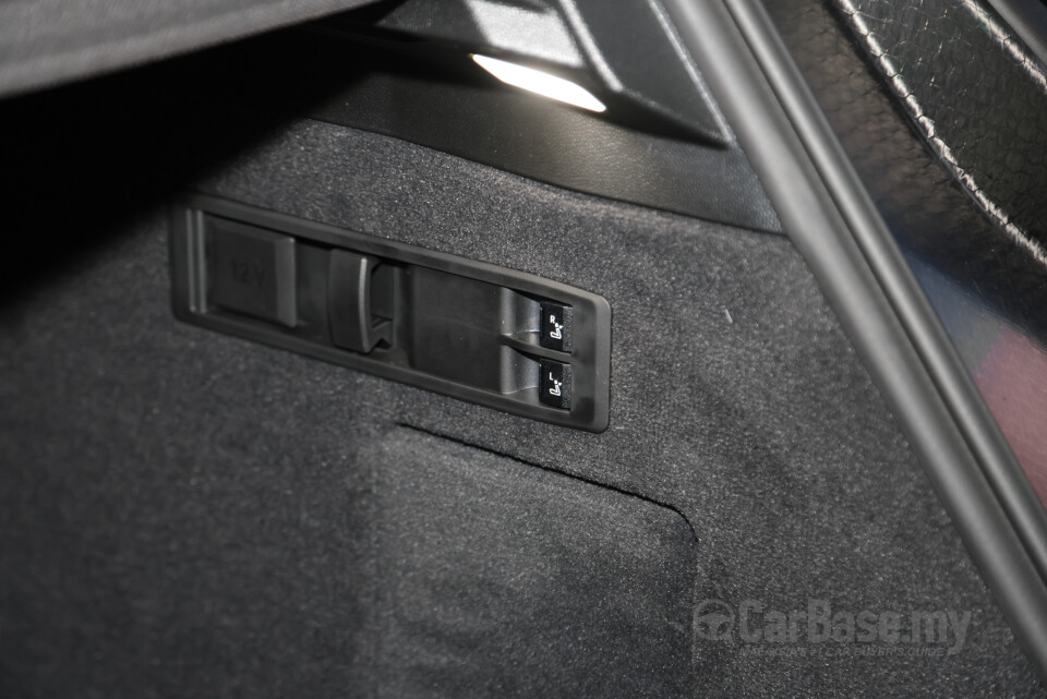 BMW iX M60 I20 (2023) Interior