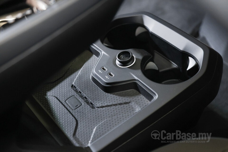 BMW iX M60 I20 (2023) Interior