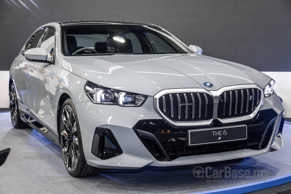 BMW i5 G60 (2023) Exterior