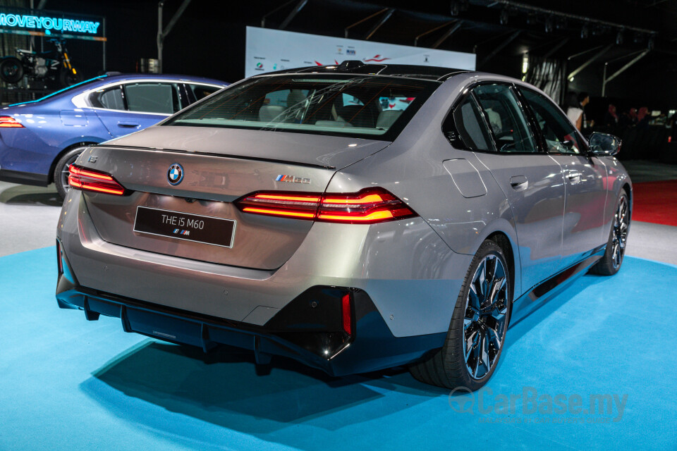 BMW i5 G60 (2023) Exterior