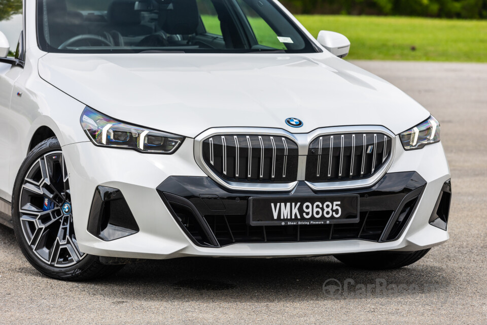 BMW i5 G60 (2023) Exterior