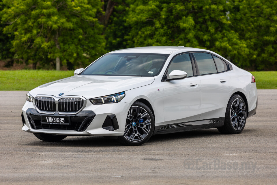 BMW i5 G60 (2023) Exterior