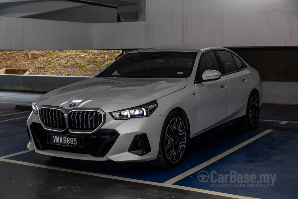BMW i5 G60 (2023) Exterior