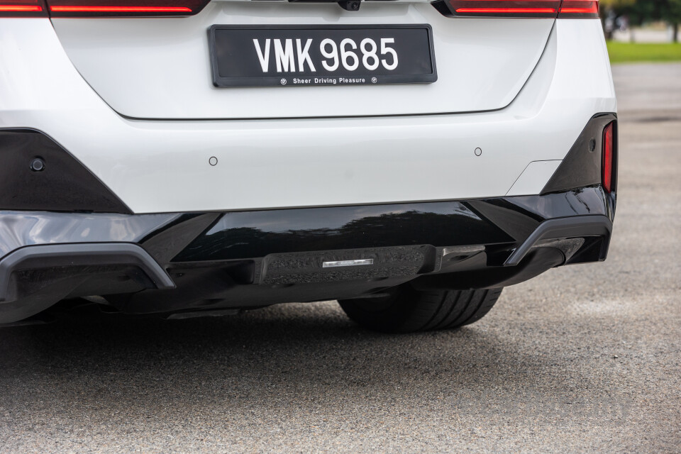 BMW i5 G60 (2023) Exterior