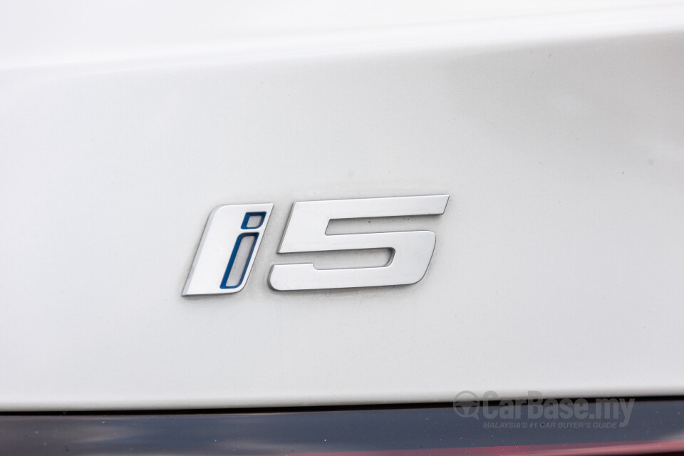 BMW i5 G60 (2023) Exterior