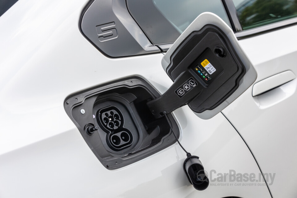 BMW i5 G60 (2023) Exterior