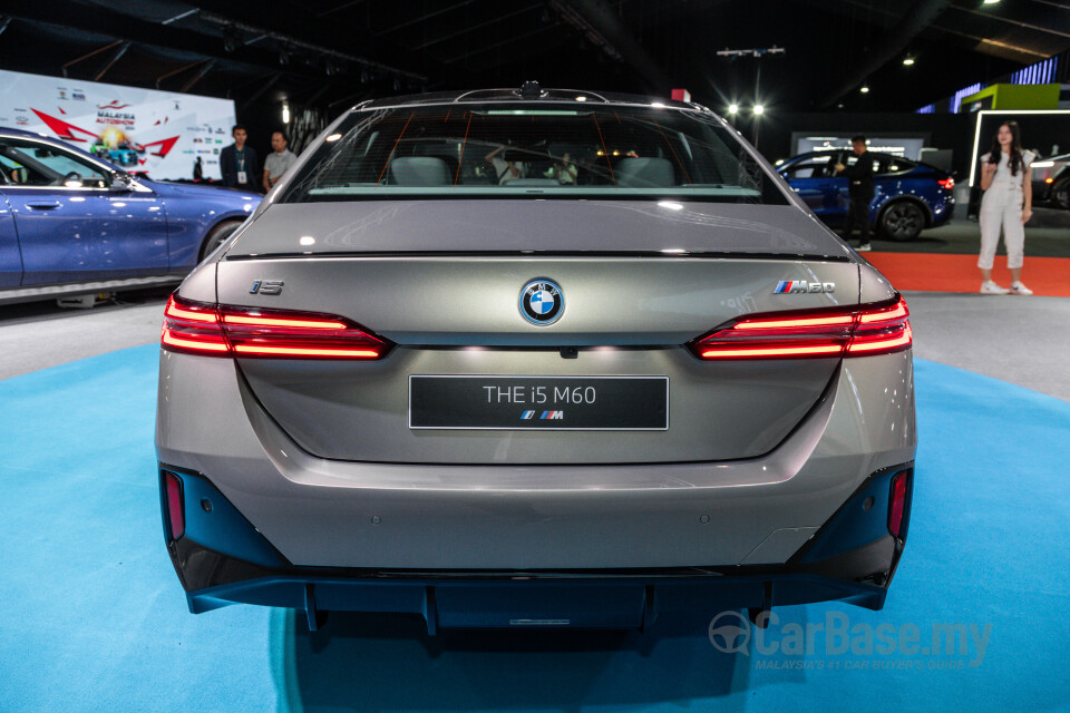 BMW i5 G60 (2023) Exterior