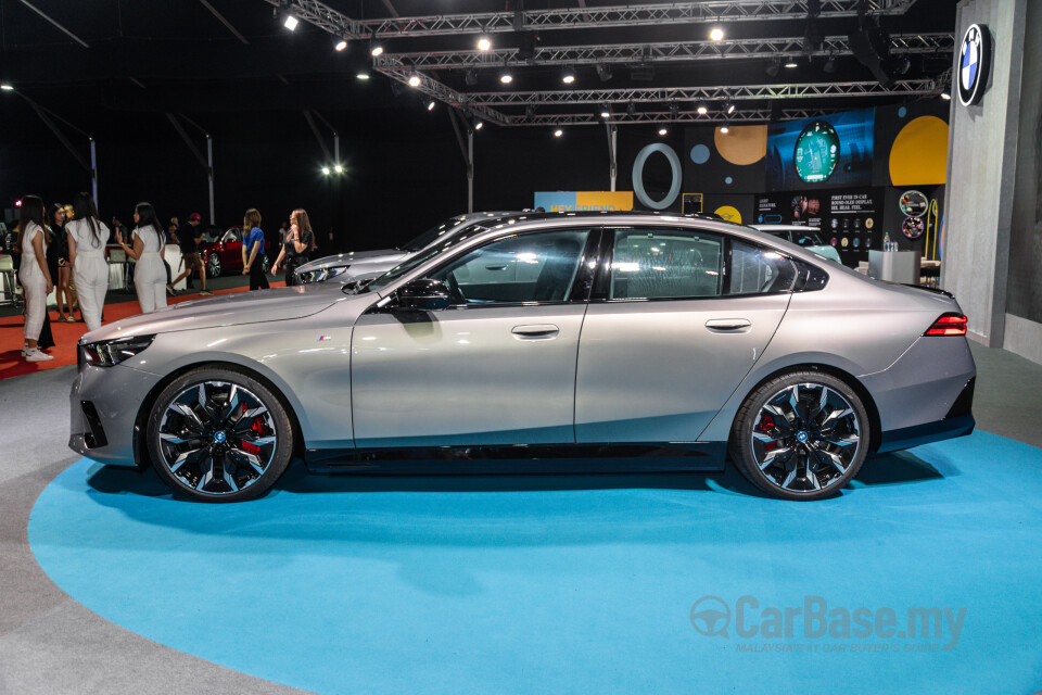 BMW i5 G60 (2023) Exterior