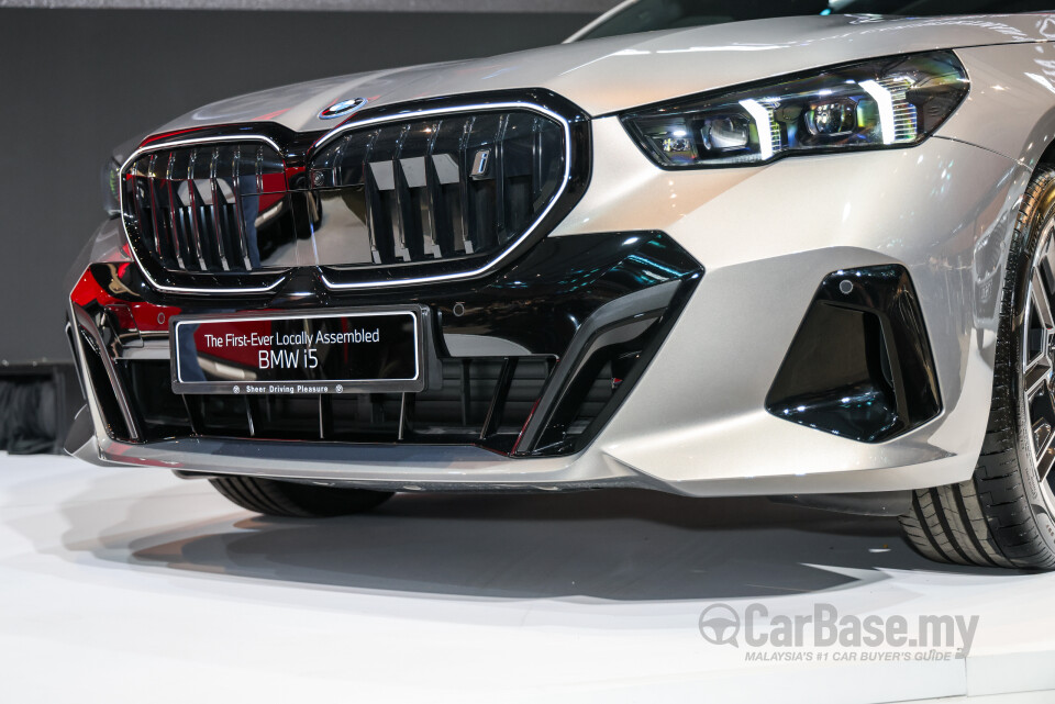 BMW i5 G60 (2023) Exterior
