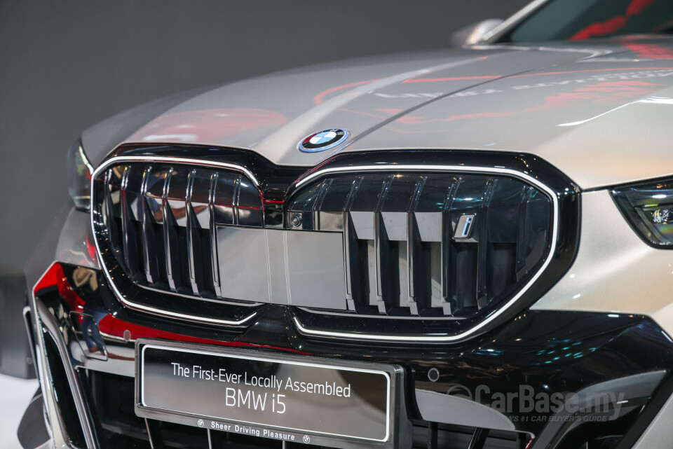 BMW i5 G60 (2023) Exterior