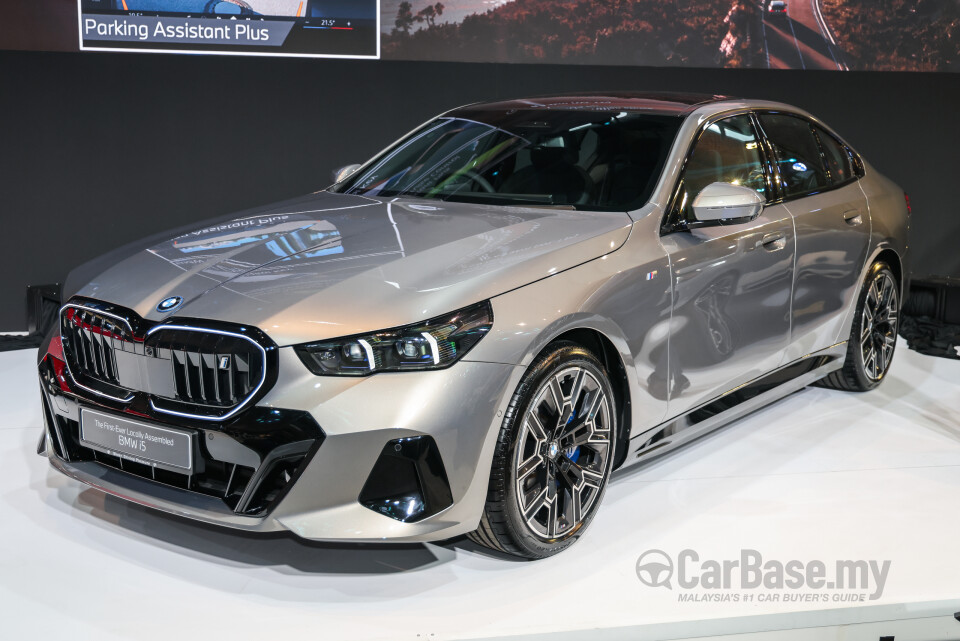 BMW i5 G60 (2023) Exterior