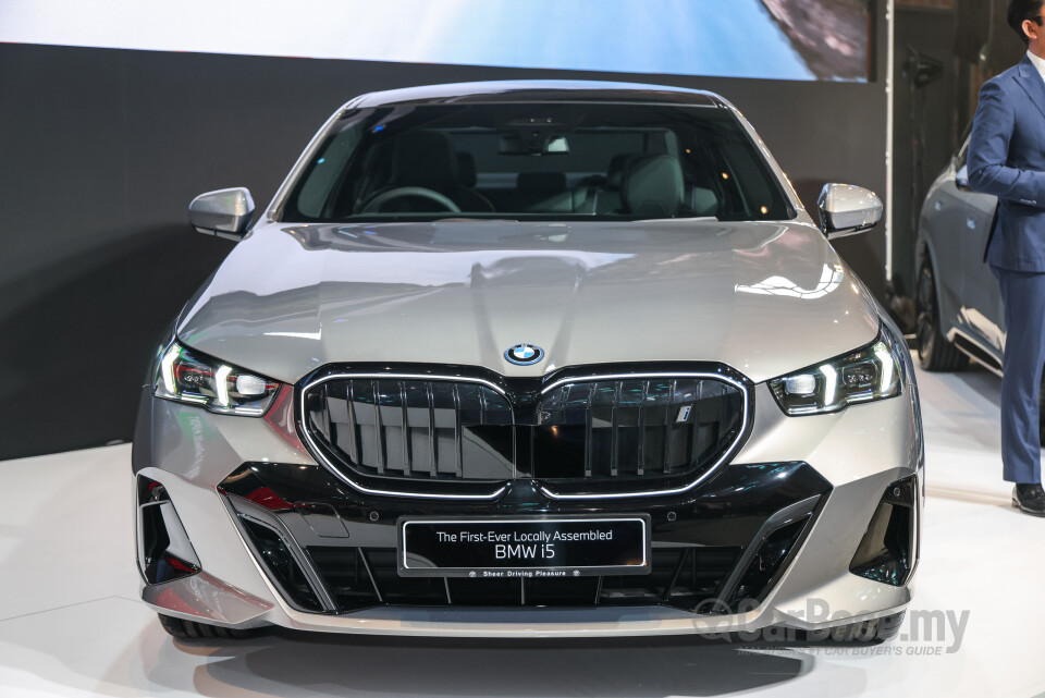 BMW i5 G60 (2023) Exterior