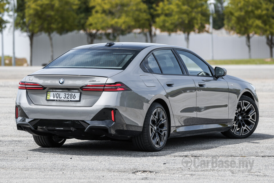 BMW i5 G60 (2023) Exterior