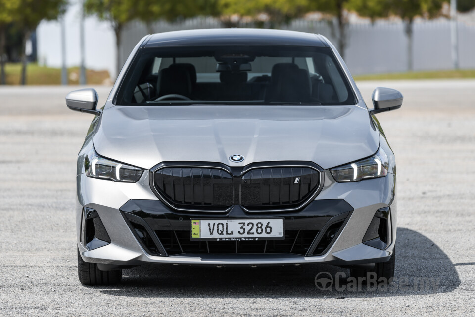 BMW i5 G60 (2023) Exterior
