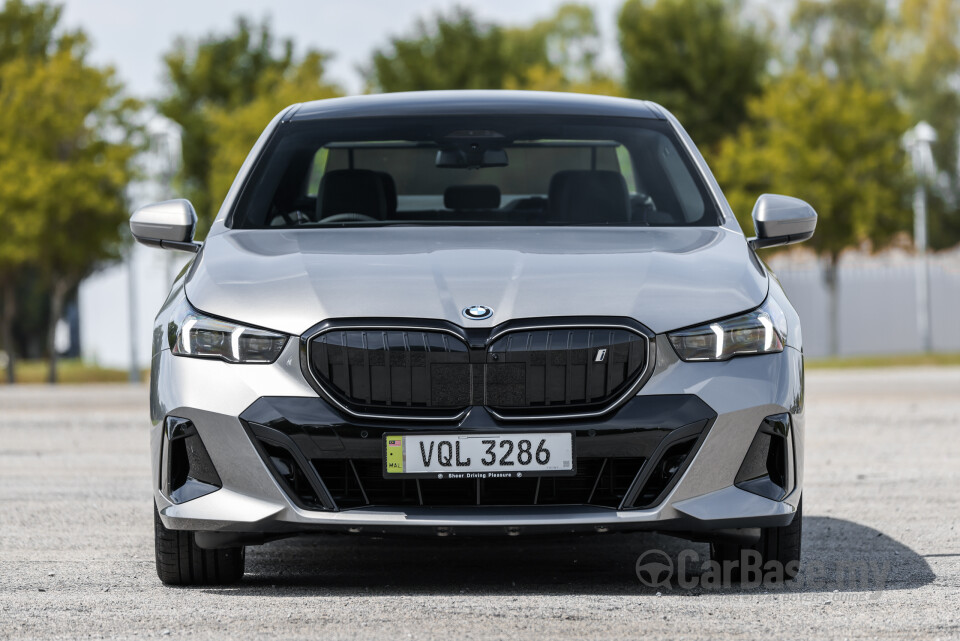 BMW i5 G60 (2023) Exterior