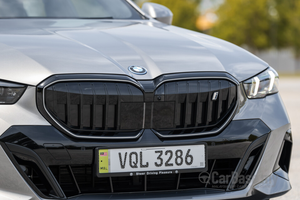 BMW i5 G60 (2023) Exterior