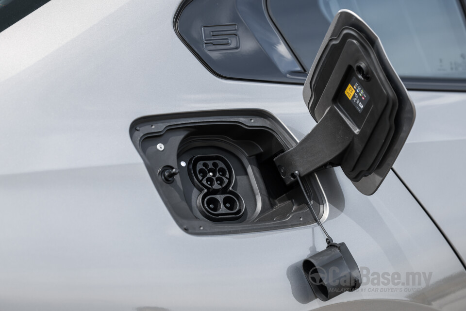 BMW i5 G60 (2023) Exterior