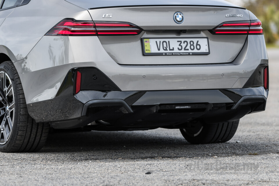 BMW i5 G60 (2023) Exterior