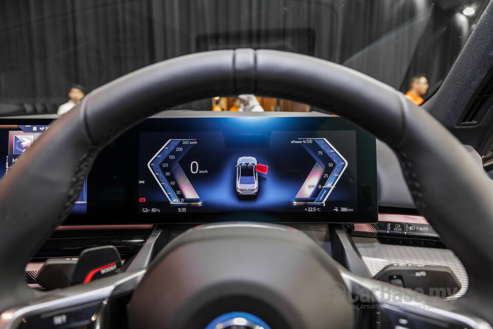 BMW i5 G60 (2023) Interior