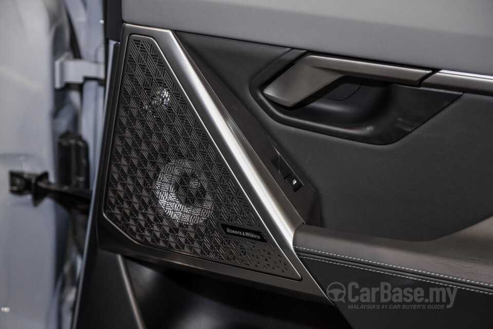 BMW i5 G60 (2023) Interior