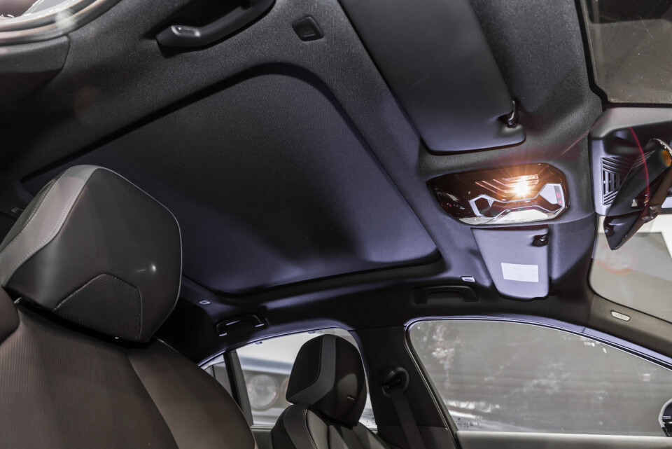 BMW i5 G60 (2023) Interior