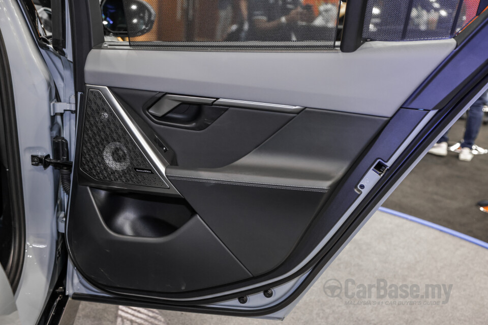 BMW i5 G60 (2023) Interior