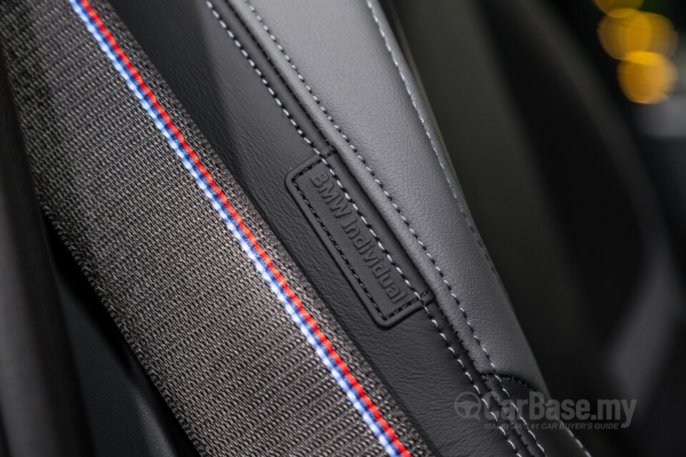 BMW i5 G60 (2023) Interior