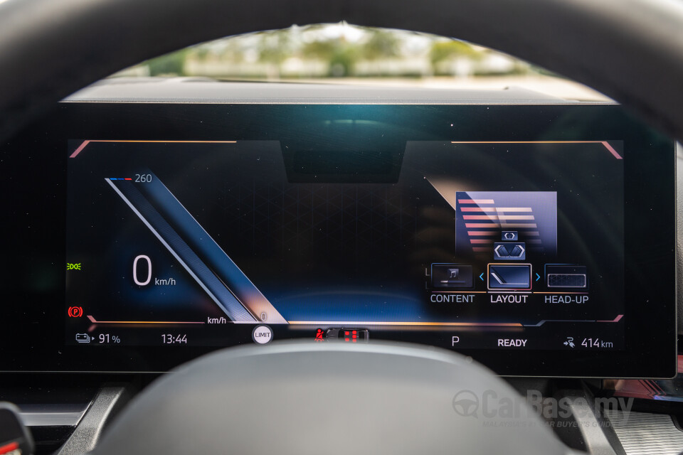 BMW i5 G60 (2023) Interior