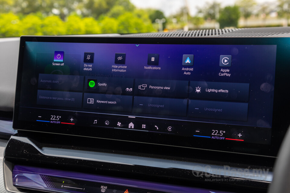 BMW i5 G60 (2023) Interior