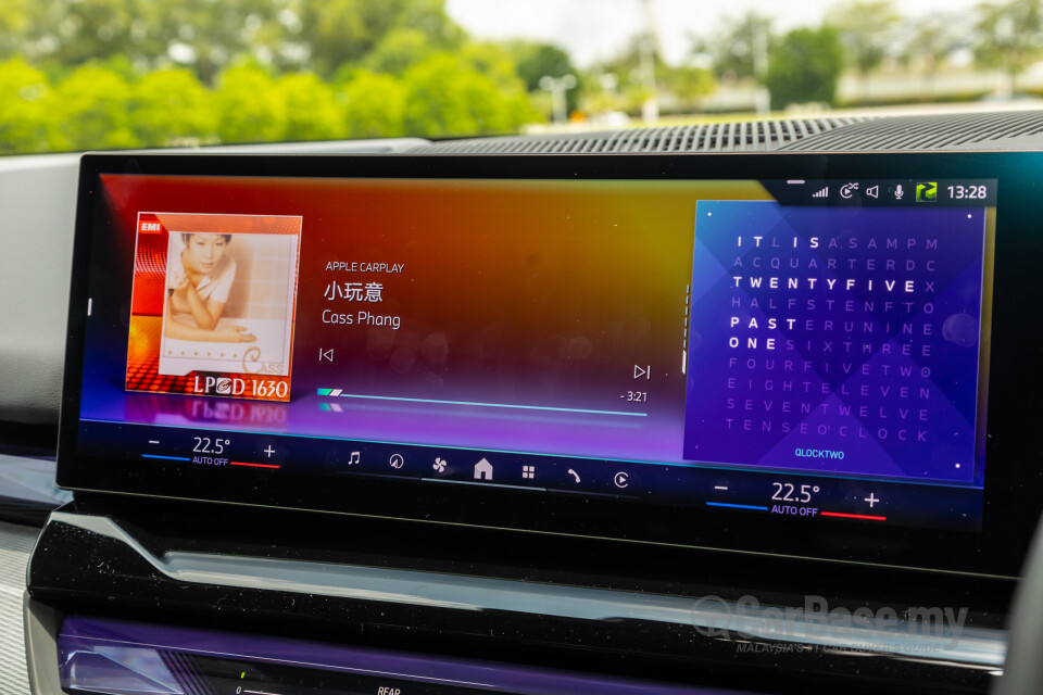 BMW i5 G60 (2023) Interior