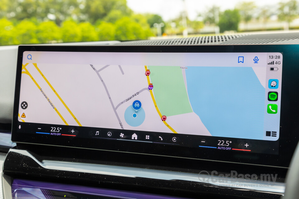 BMW i5 G60 (2023) Interior