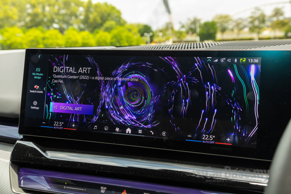 BMW i5 G60 (2023) Interior