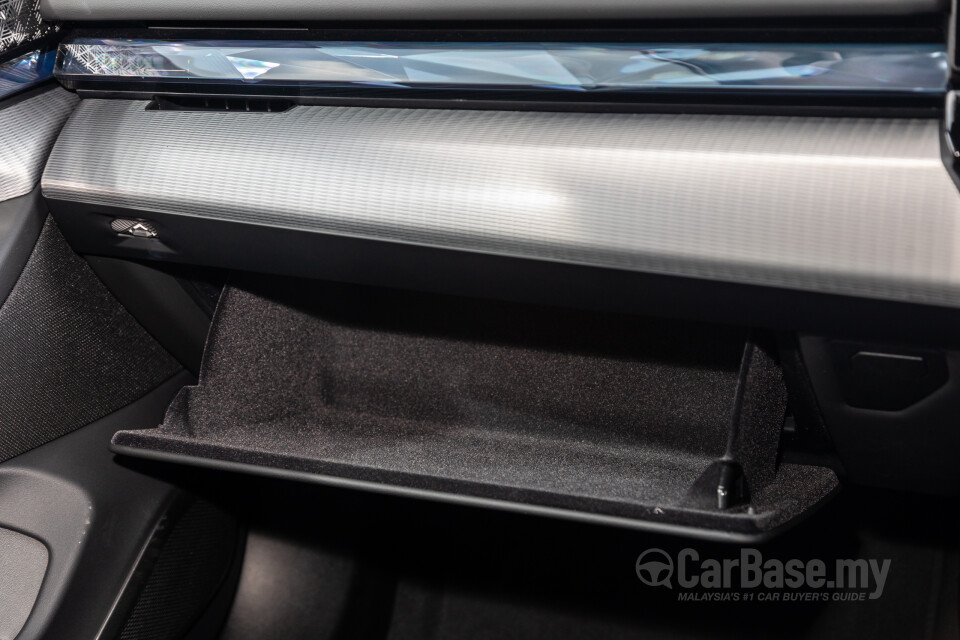 BMW i5 G60 (2023) Interior