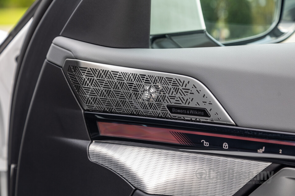 BMW i5 G60 (2023) Interior