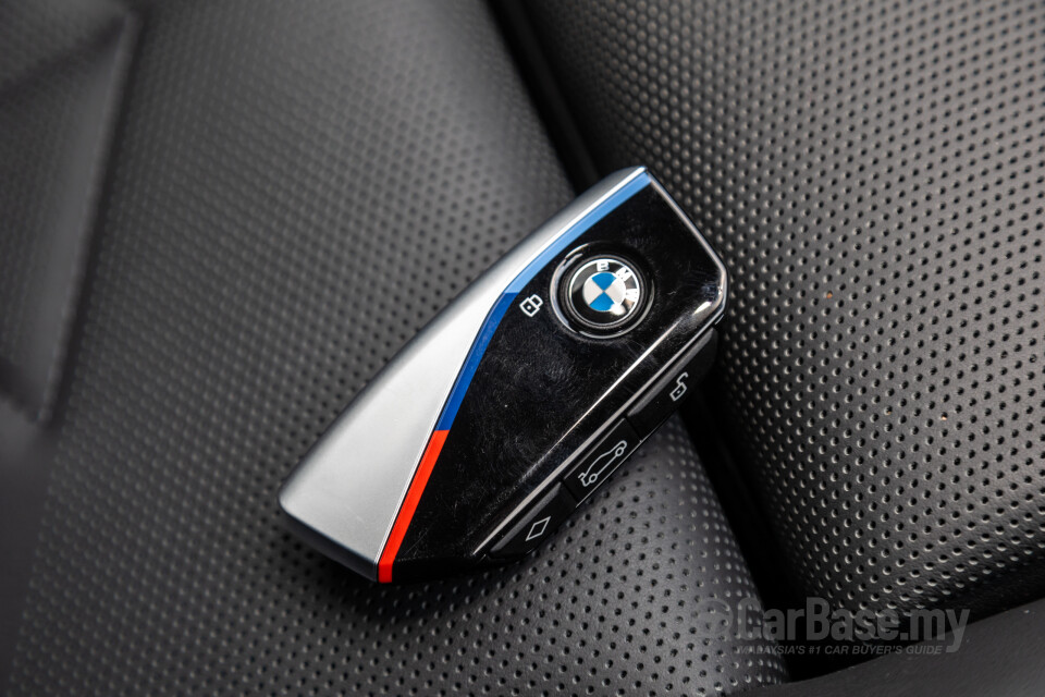 BMW i5 G60 (2023) Interior