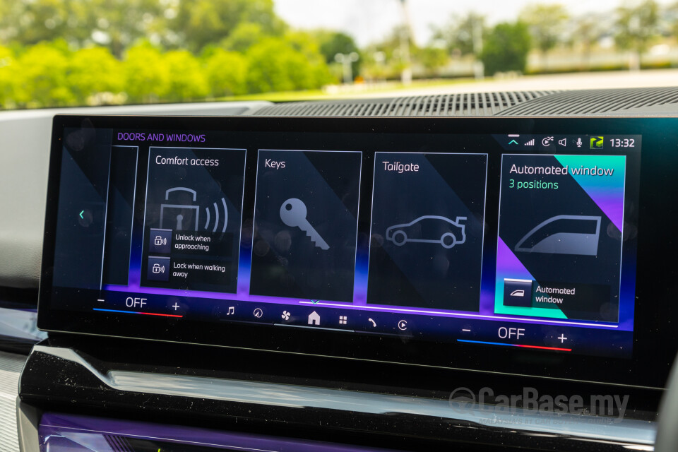 BMW i5 G60 (2023) Interior