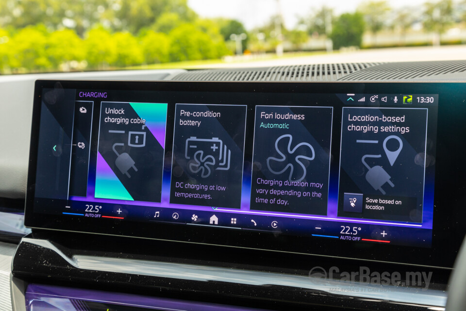 BMW i5 G60 (2023) Interior