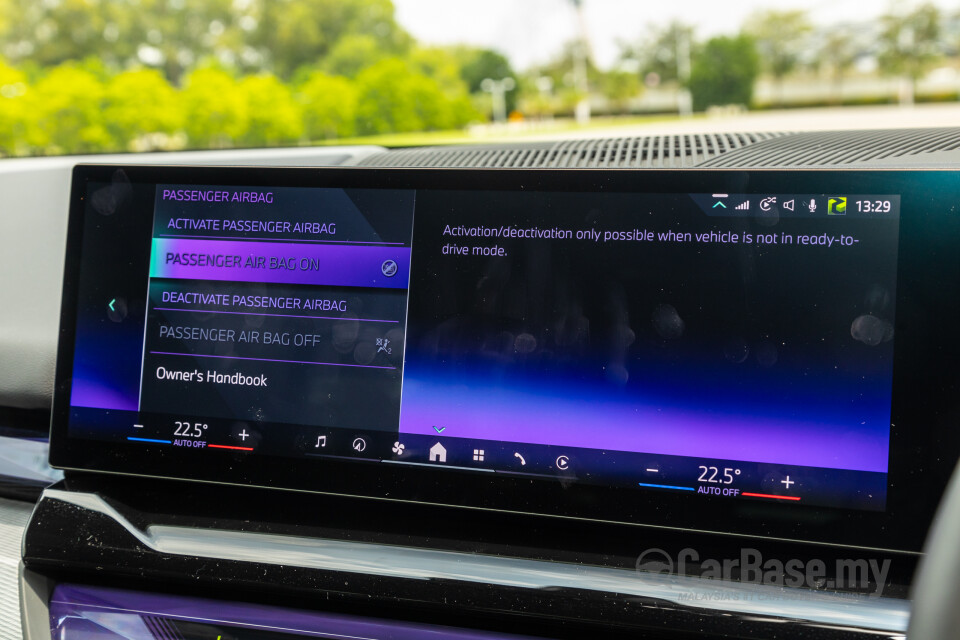 BMW i5 G60 (2023) Interior