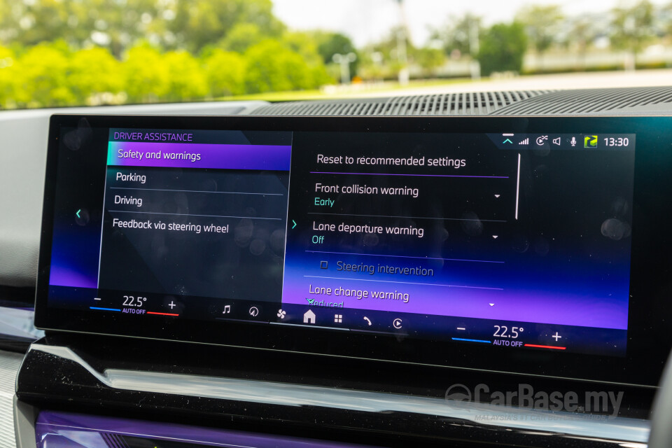 BMW i5 G60 (2023) Interior