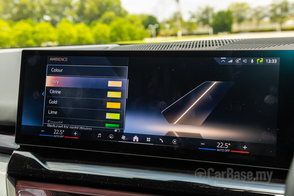BMW i5 G60 (2023) Interior