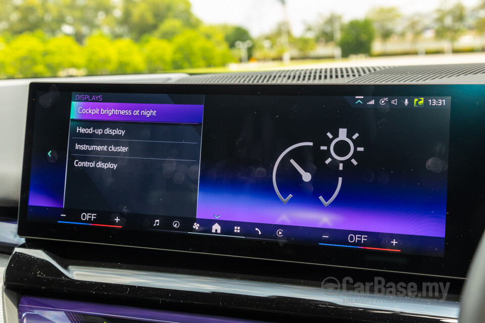 BMW i5 G60 (2023) Interior