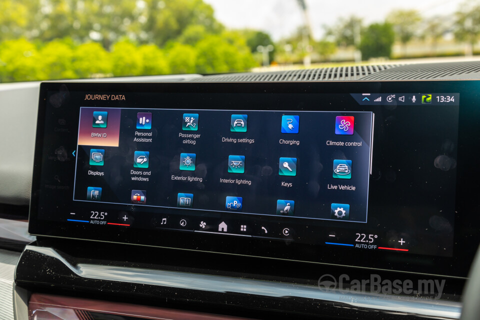BMW i5 G60 (2023) Interior